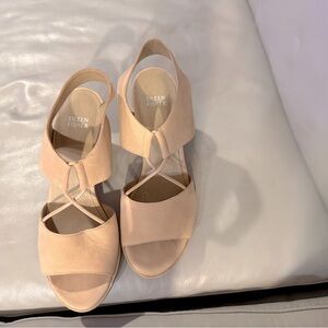 Eileen Fisher sandals in dusty pink rose. Size 9, super comfortable!